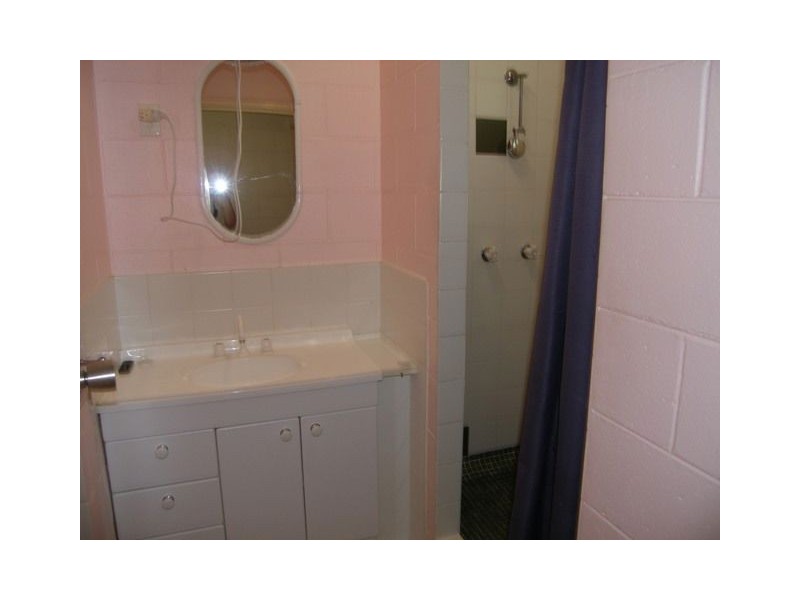 2/118 Wistaria Street, Holloways Beach QLD 4878