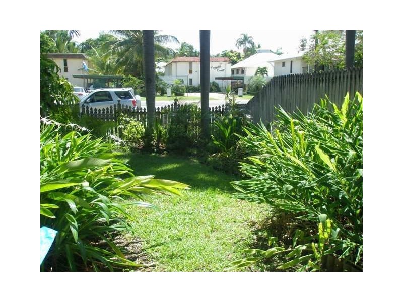 5/531 Varley Street, Yorkeys Knob QLD 4878