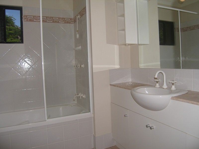 6/65 Sims Esplanade, Yorkeys Knob QLD 4878