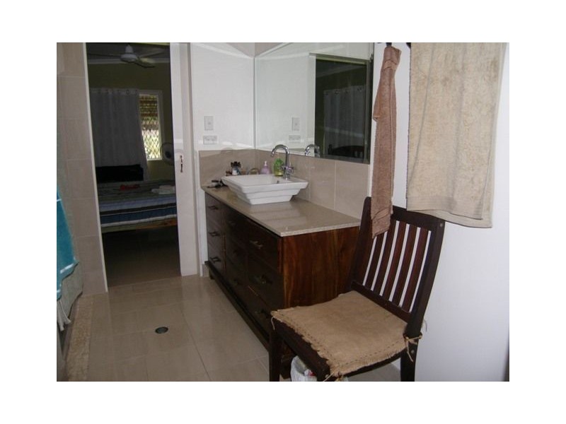 58 Oleander Street, Holloways Beach QLD 4878