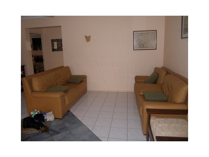 8 Tuffley, Kanimbla QLD 4870
