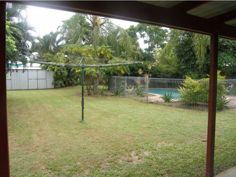 3 Carolyn Close, Yorkeys Knob QLD 4878