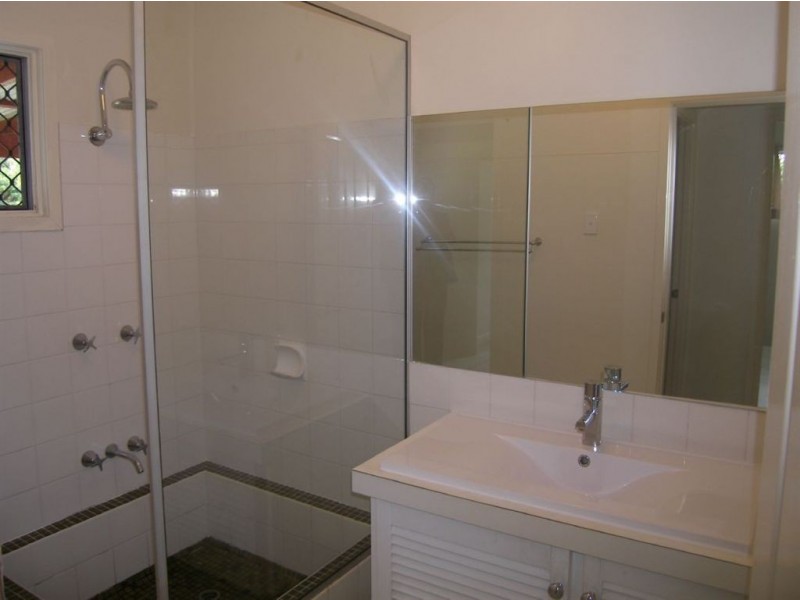 3 Carolyn Close, Yorkeys Knob QLD 4878