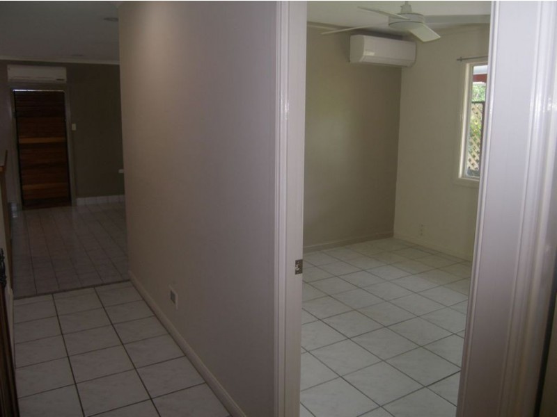 3 Carolyn Close, Yorkeys Knob QLD 4878