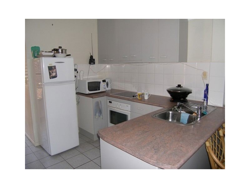 1/21 Hibiscus Lane, Holloways Beach QLD 4878