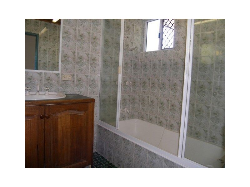 72 Baronia Crescent, Holloways Beach QLD 4878