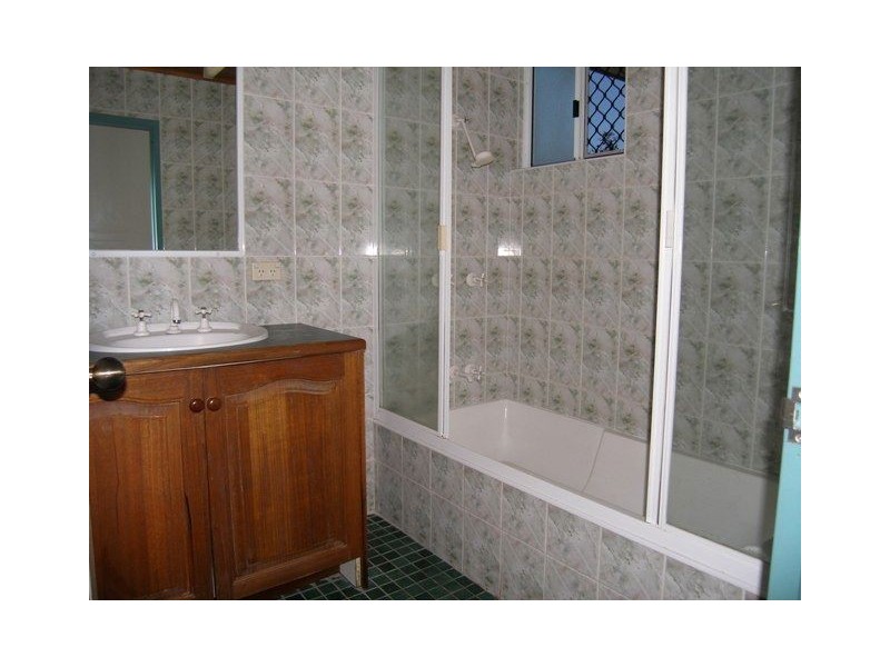 72 Baronia Crescent, Holloways Beach QLD 4878