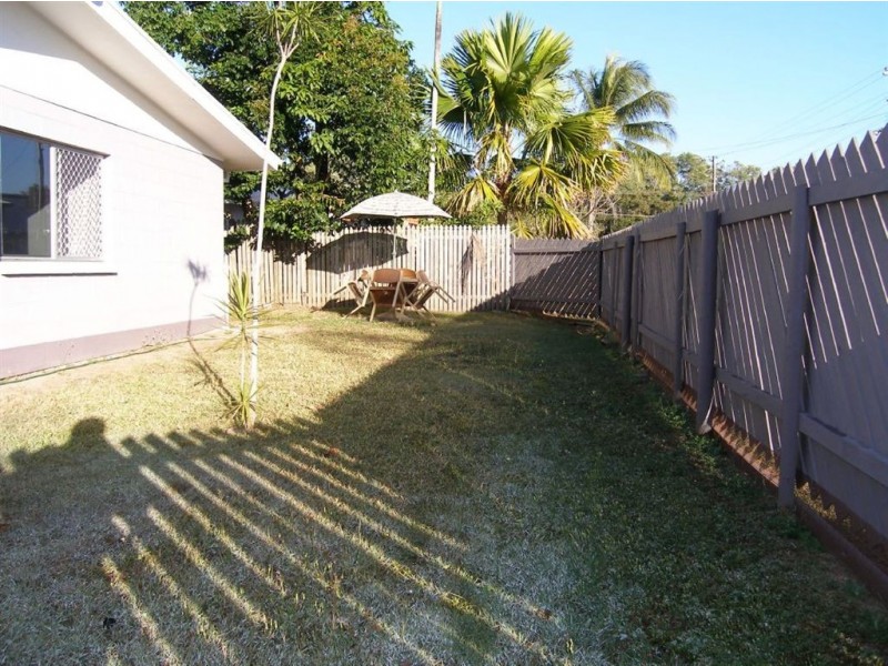 37A Tamarind Street, Holloways Beach QLD 4878