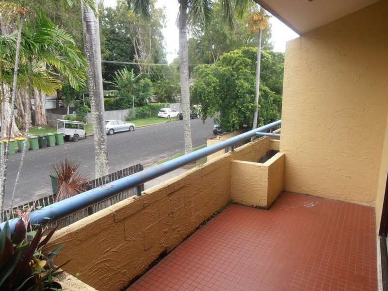 10/20-24 Palm Street, Holloways Beach QLD 4878