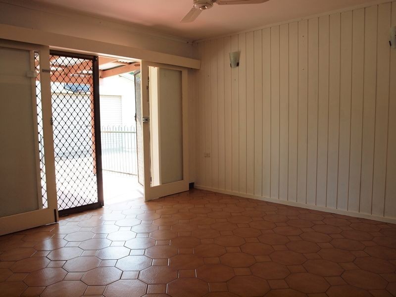 Holloways Beach QLD 4878