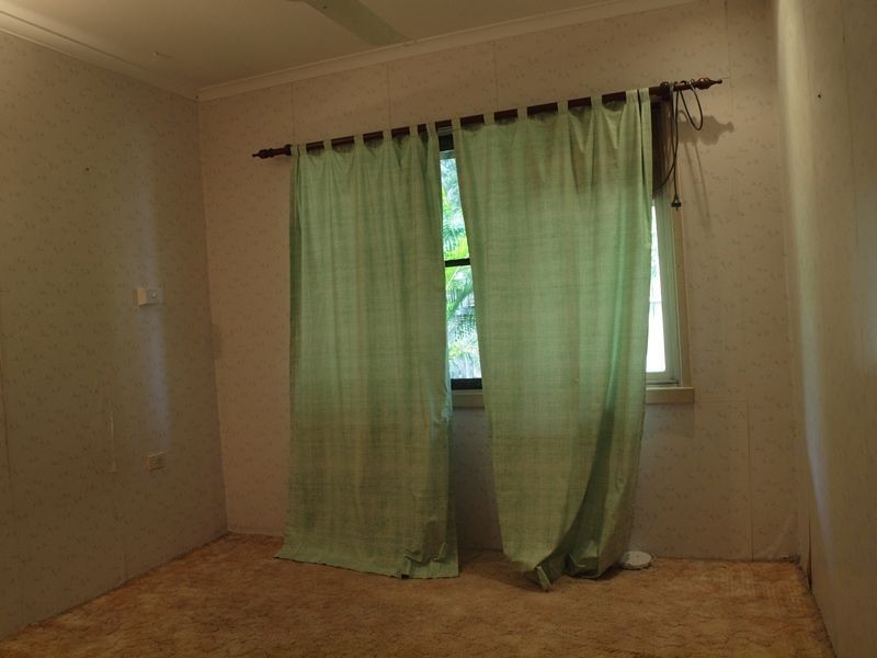 Holloways Beach QLD 4878