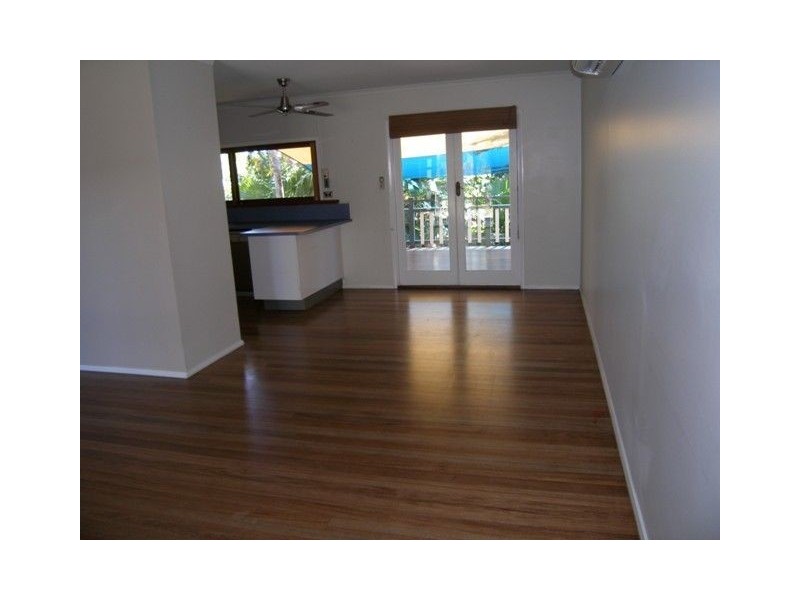 12 Guava, Holloways Beach QLD 4878