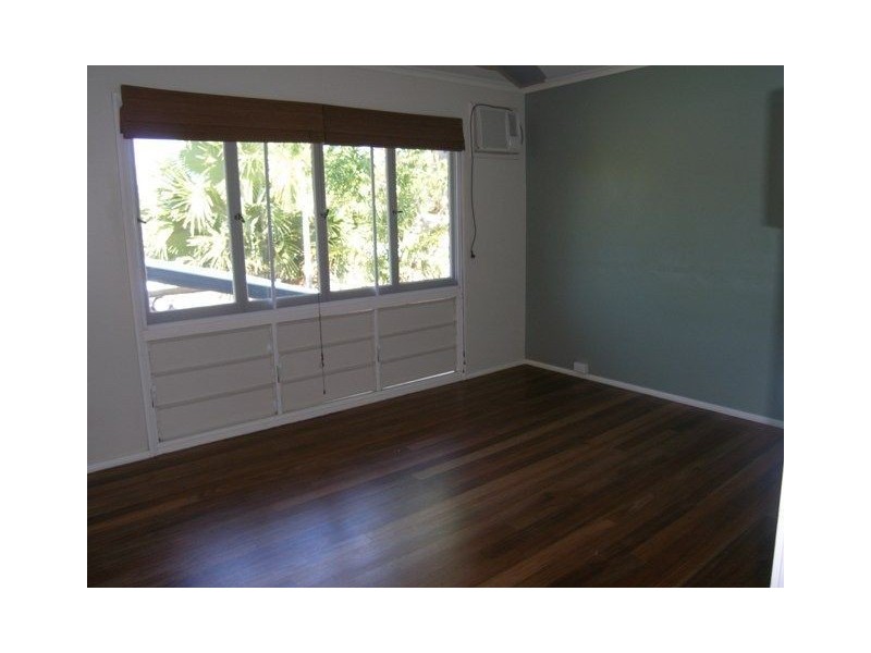 12 Guava, Holloways Beach QLD 4878