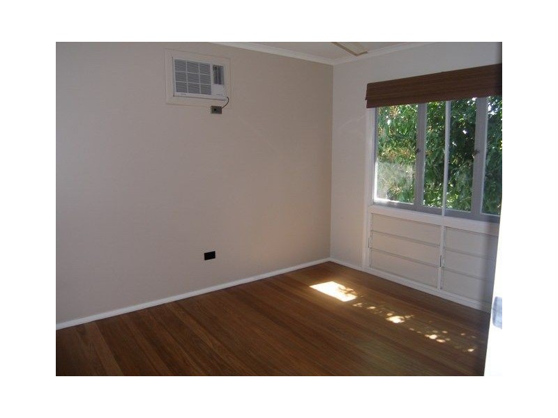 12 Guava, Holloways Beach QLD 4878