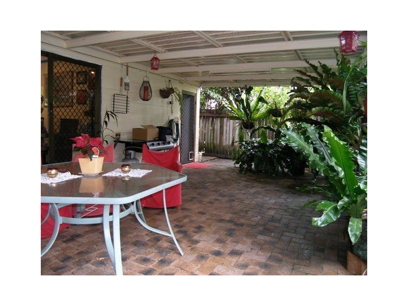 63 Bamboo Street, Holloways Beach QLD 4878