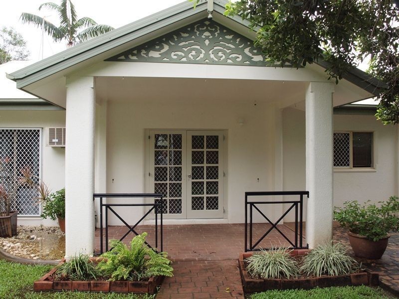 16 Saddle Mountain Road, Smithfield QLD 4878