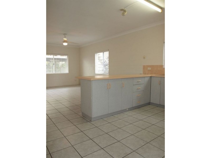3/527 Varley Street, Yorkeys Knob QLD 4878