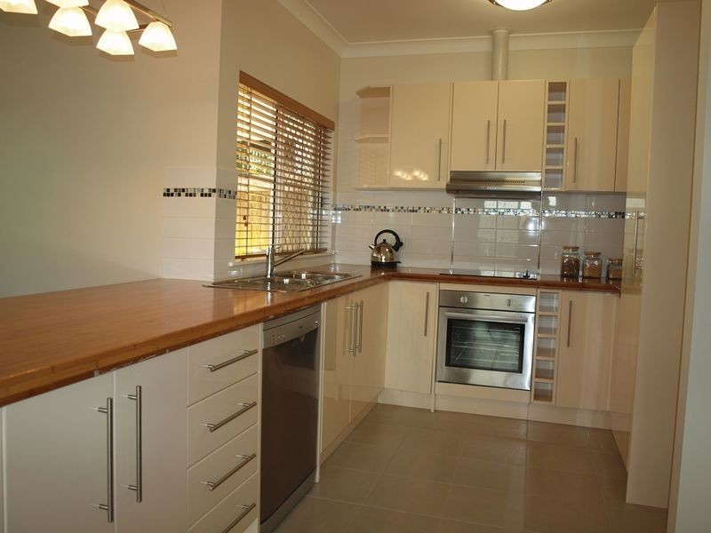 33/87 Macilwraith Street, Manoora QLD 4870