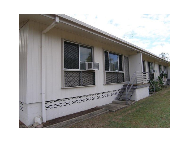 1/9 Coconut Street, Holloways Beach QLD 4878