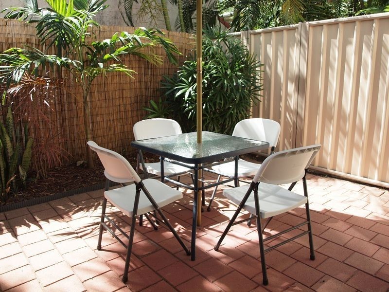 6/33 Fairweather Street, Yorkeys Knob QLD 4878