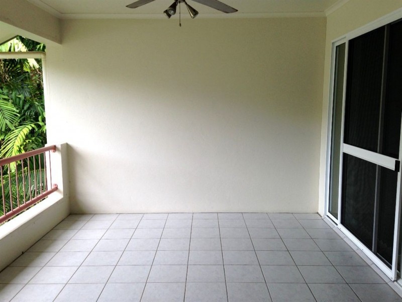 2/118 Cunningham Street, Yorkeys Knob QLD 4878