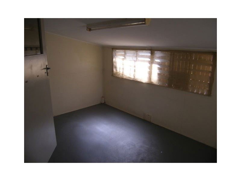 16 Christensen Street, Machans Beach QLD 4878