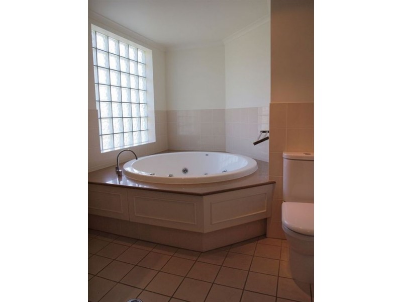 333/45-49 Williams Esplanade, Palm Cove QLD 4879