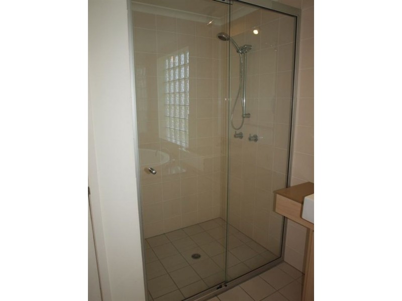 333/45-49 Williams Esplanade, Palm Cove QLD 4879