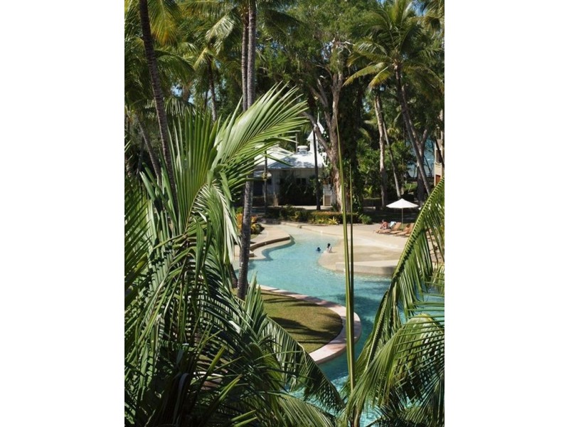 333/45-49 Williams Esplanade, Palm Cove QLD 4879