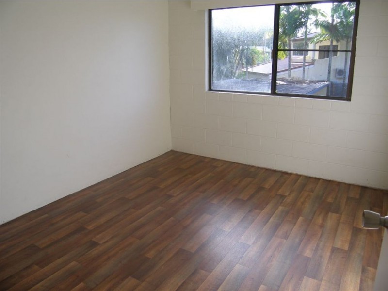 9/20-24 Palm Street, Holloways Beach QLD 4878