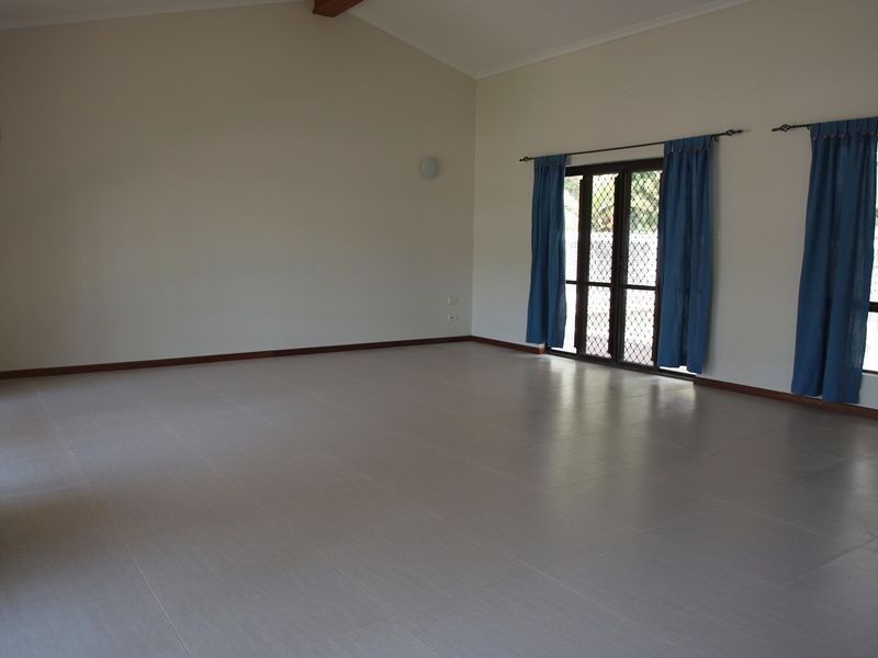 15 Samuel, Yorkeys Knob QLD 4878