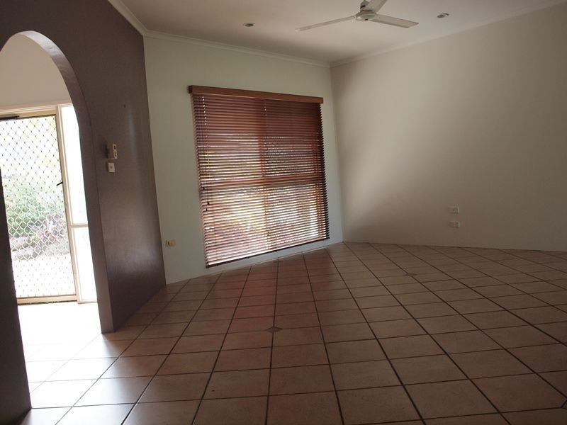 26 Lomond Street, Smithfield QLD 4878