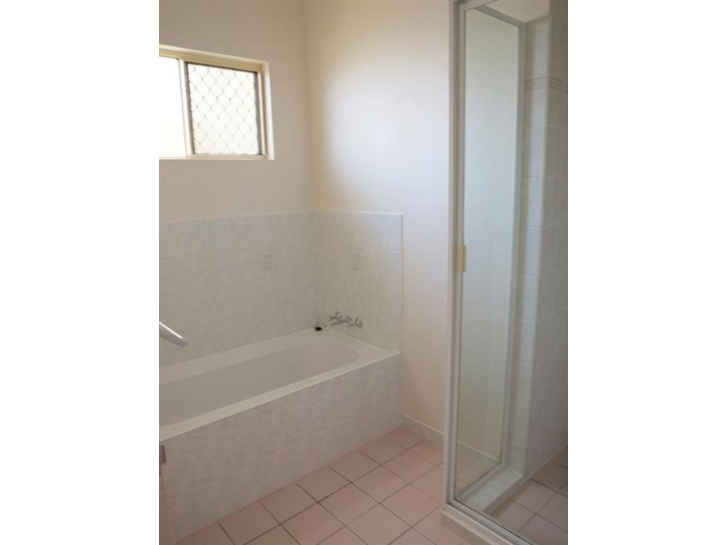 26 Lomond Street, Smithfield QLD 4878