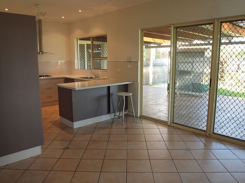 26 Lomond Street, Smithfield QLD 4878