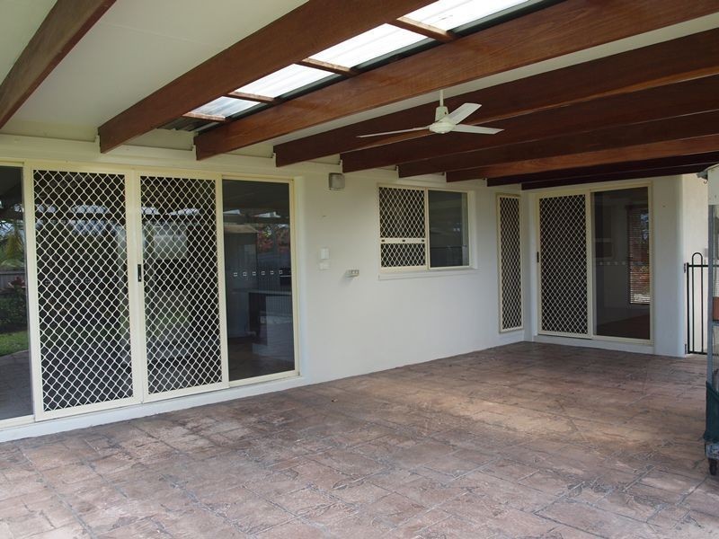 26 Lomond Street, Smithfield QLD 4878
