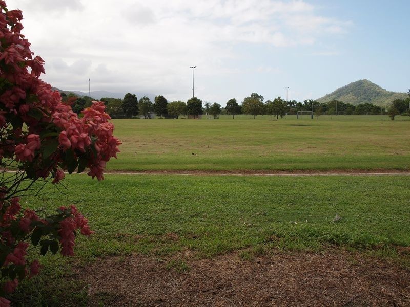 26 Lomond Street, Smithfield QLD 4878