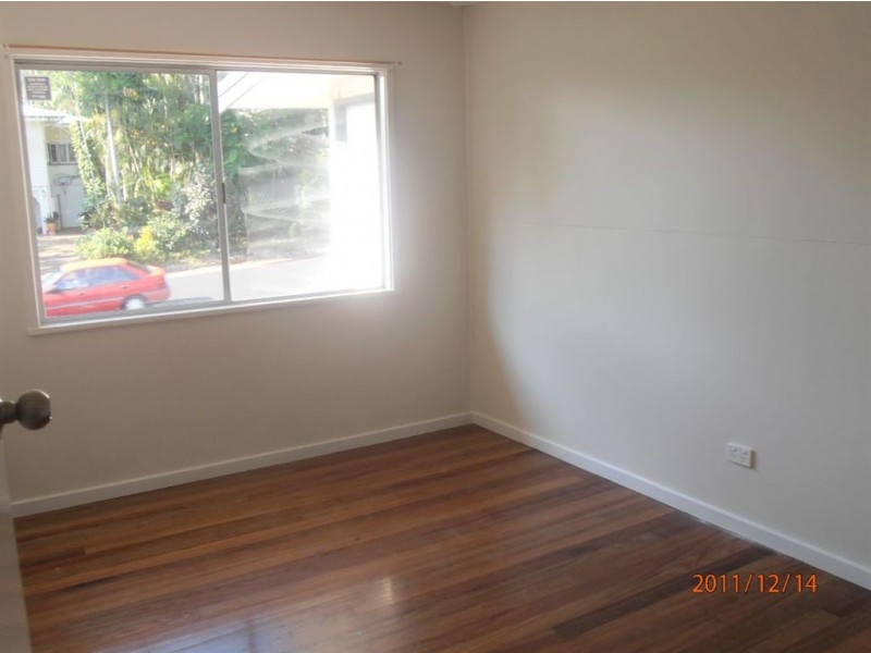 78 Upper Miles, Manoora QLD 4870