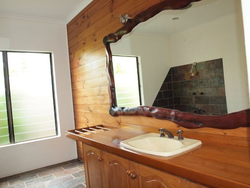 30 Petersen Street, Trinity Beach QLD 4879