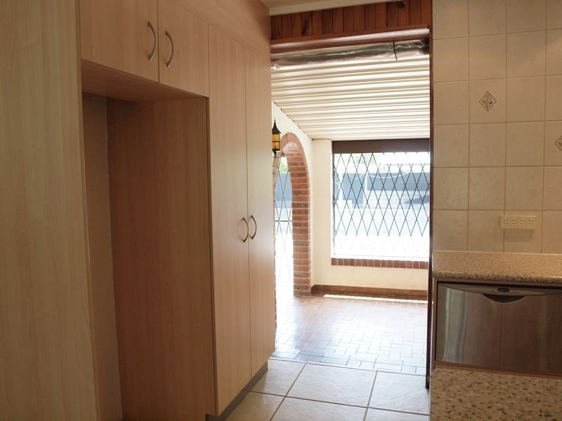 Holloways Beach QLD 4878