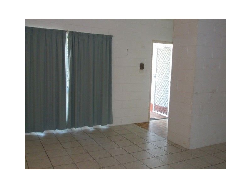 18 Wewak Street, Trinity Beach QLD 4879