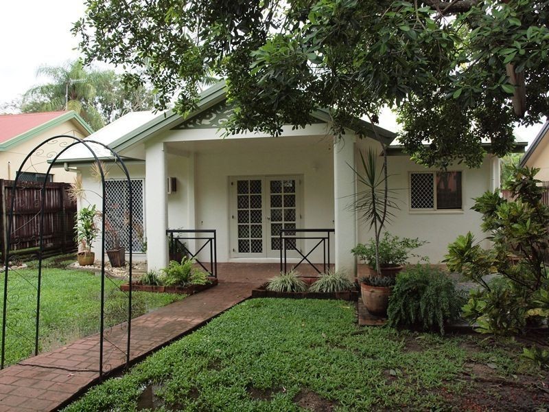 16 Saddle Mountain Road, Smithfield QLD 4878