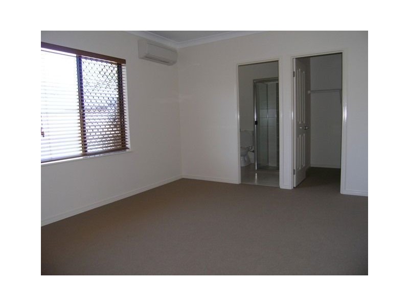 48 Norwood Crescent, Trinity Park QLD 4879