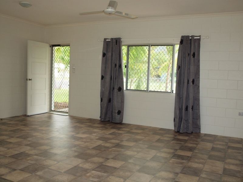 22 Lomond Street, Smithfield QLD 4878