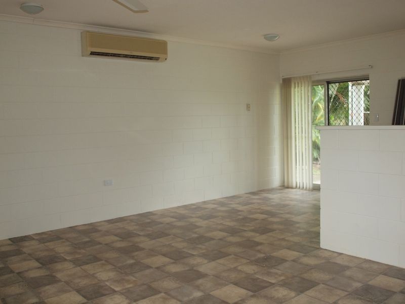 22 Lomond Street, Smithfield QLD 4878