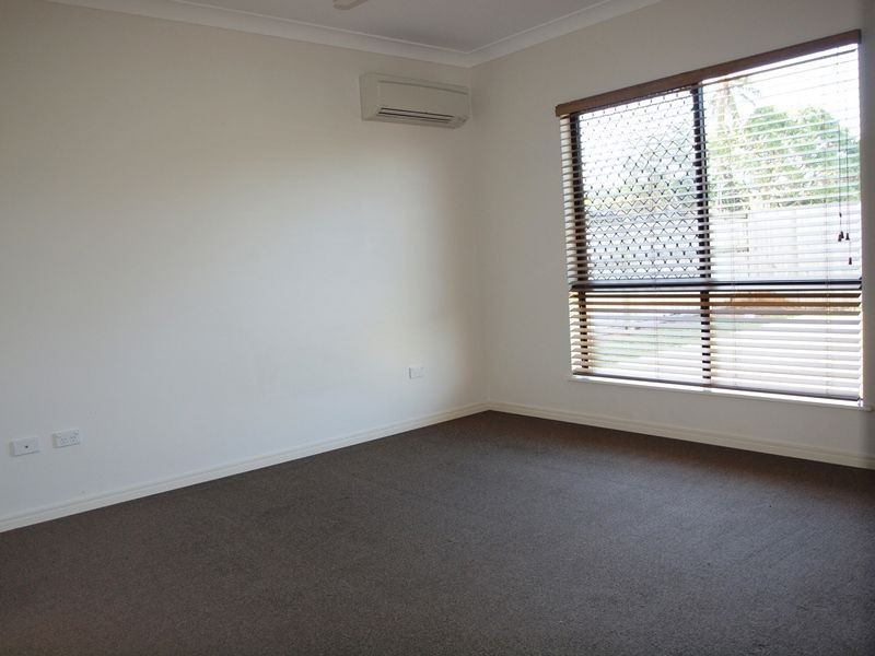 5 Seton Street, Trinity Park QLD 4879