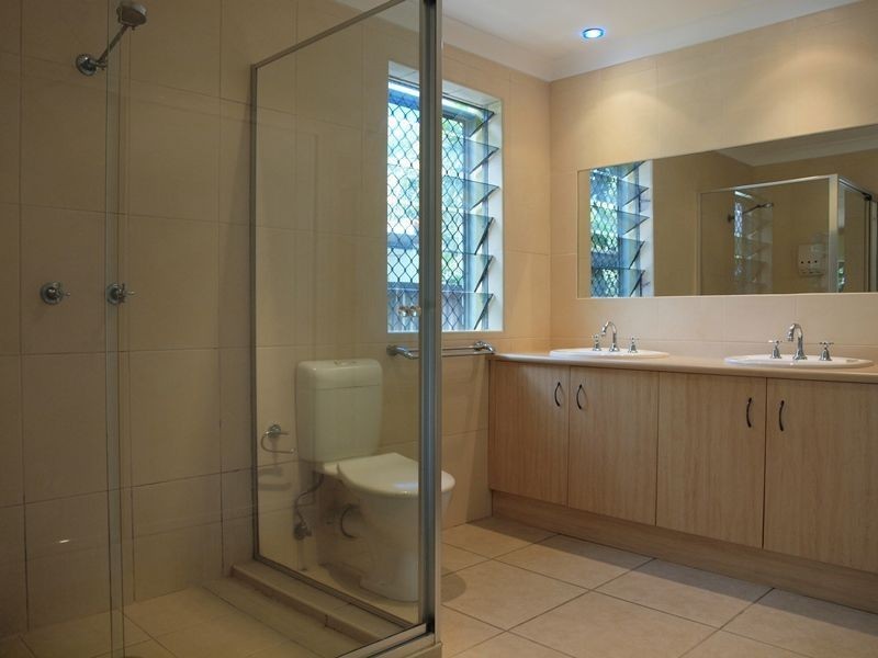 105 Oleander, Holloways Beach QLD 4878