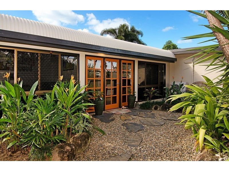 2 Carramar Crescent, Caravonica QLD 4878