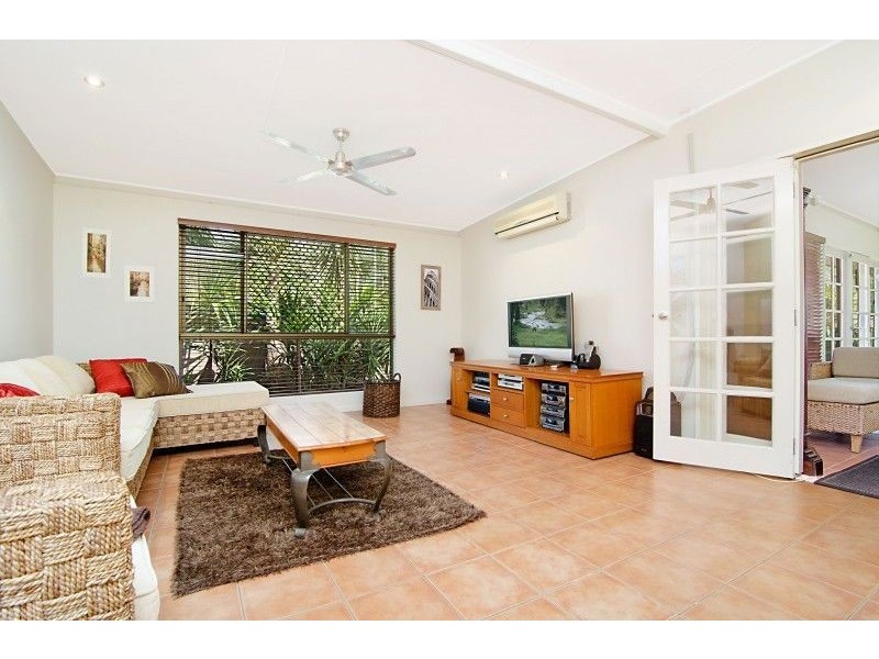 2 Carramar Crescent, Caravonica QLD 4878