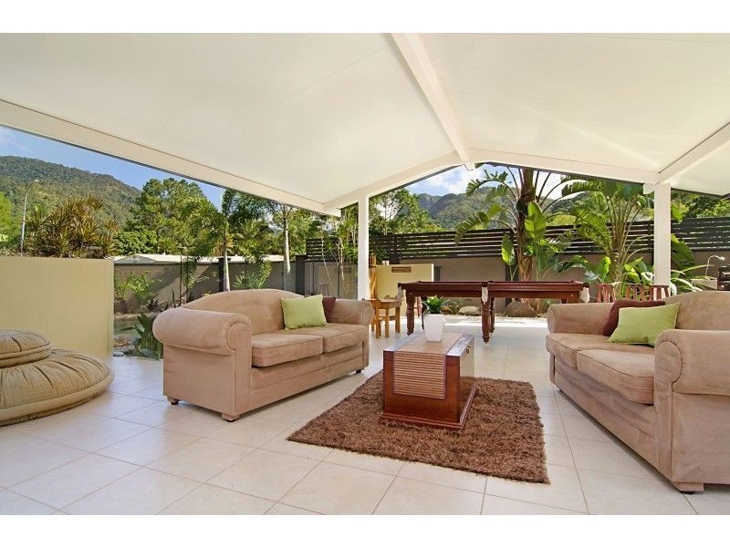 2 Carramar Crescent, Caravonica QLD 4878