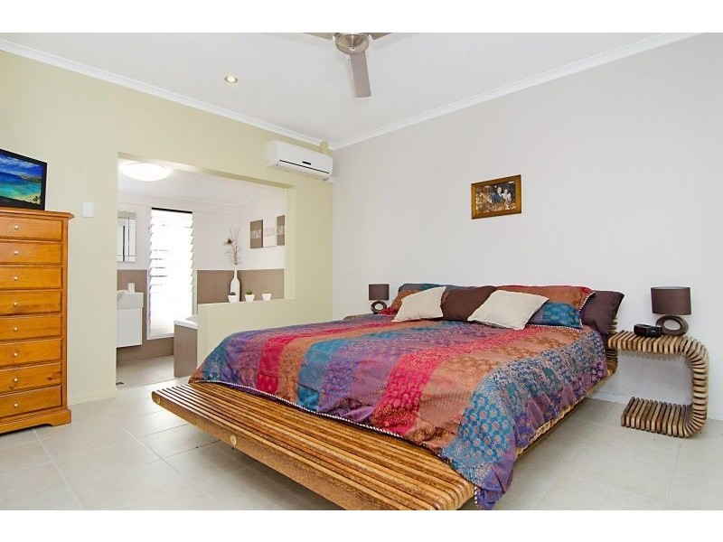 2 Carramar Crescent, Caravonica QLD 4878